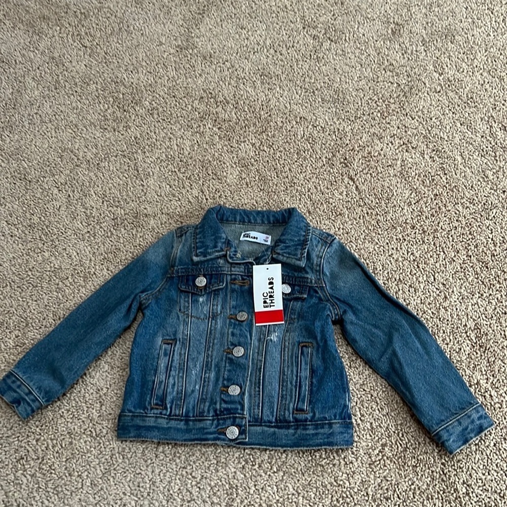 NWT! Epic threads 2T madison wash denim jacket .